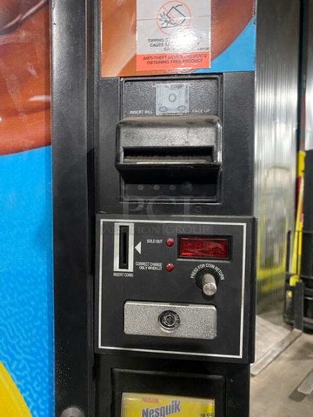 Royal Vendors Commercial Drink Vending Machine! 10 Drink Selections! With Bill And Coin Acceptor! Suitable For Indoor And Outdoor Use! Model: RVCDE65010 SN: 200333FA00092 115V 60HZ 1 Phase - Image 5 of 8