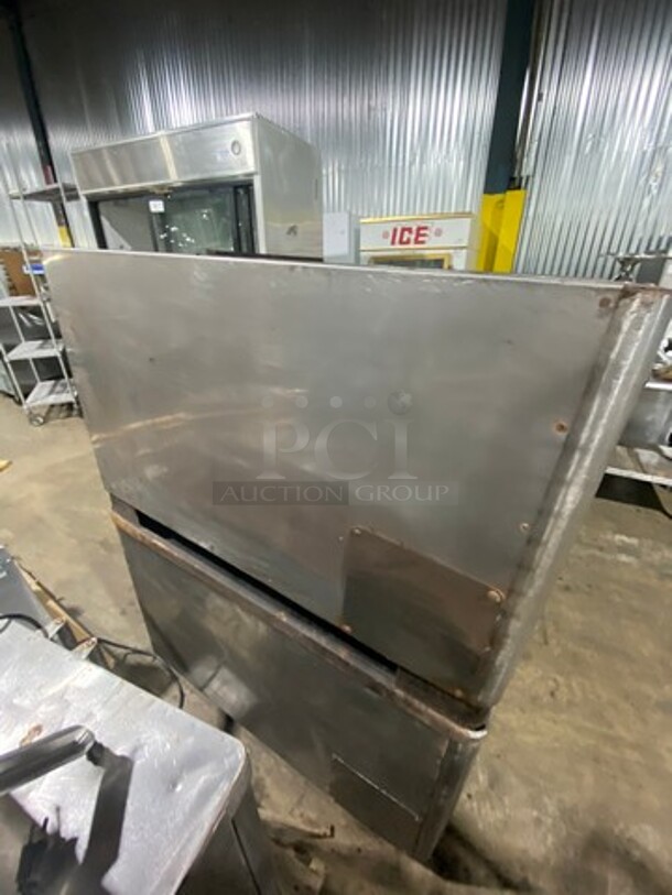 Blodgett Commercial Natural Gas Powered Double Deck Baking/ Pizza Oven! All Stainless Steel! On Legs! 2x Your Bid Makes One Unit! - Image 3 of 12