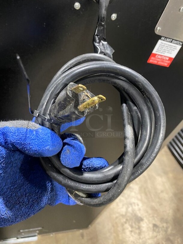 WOW! Piper Commercial Chef System Cook-N-Hold Oven! With Smoker Feature! Metal Oven Racks! All Stainless Steel! On Small Casters! Model: CS210S SN: 29275 208V 60HZ 1 Phase! Working When Removed! - Image 8 of 8