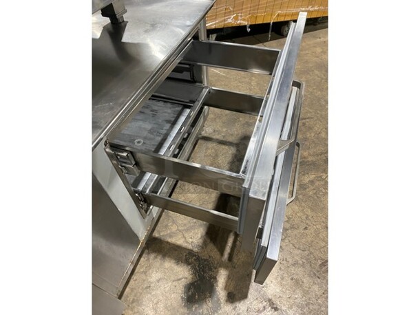 Nice! RANDELL Stainless Steel Commercial 2 Drawer Chef Base on Commercial Casters! MODEL:20048SC SN: W1381640-1 115V 60hz - Image 5 of 7