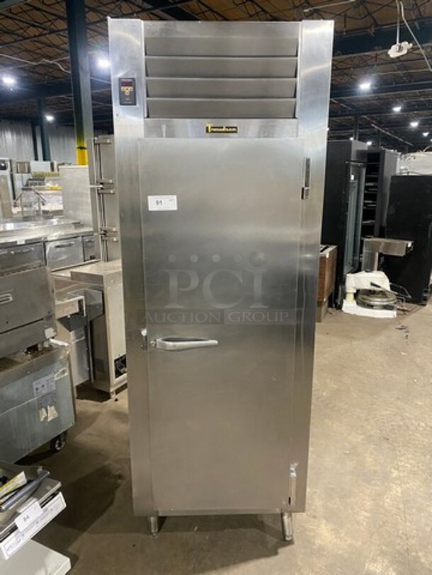 Traulsen Commercial Single Door Reach In Refrigerator! Solid Stainless Steel! On Legs! Model: RHT132WUTFHS SN: T92494D05 115V 60HZ 1 Phase - Image 1 of 9