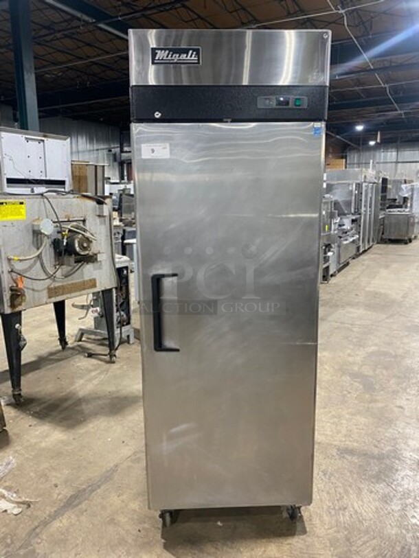 Migali Commercial Single Door Reach In Cooler! With Poly Coated Racks! All Stainless Steel! On Casters! Model: C1RHC SN: C1RHC00319012600920014 115V 60HZ 1 Phase - Item #1059000