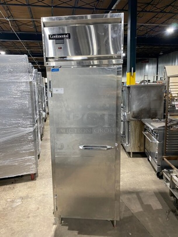 Continental Commercial Single Door Reach In Freezer! All Stainless Steel! On Legs! Model: DL1FESS SN: 14789764 115V 60HZ 1 Phase - Image 1 of 9