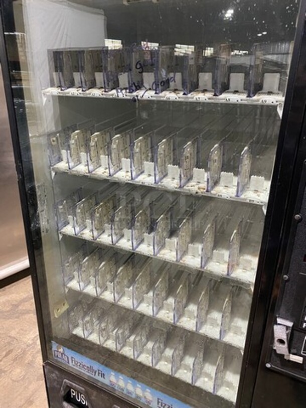 Dixie Narco Commercial Drink Vending Machine! With Bill And Coin Acceptor! Model: DN2054 SN: 11608 120V 60HZ 1 Phase - Image 5 of 10