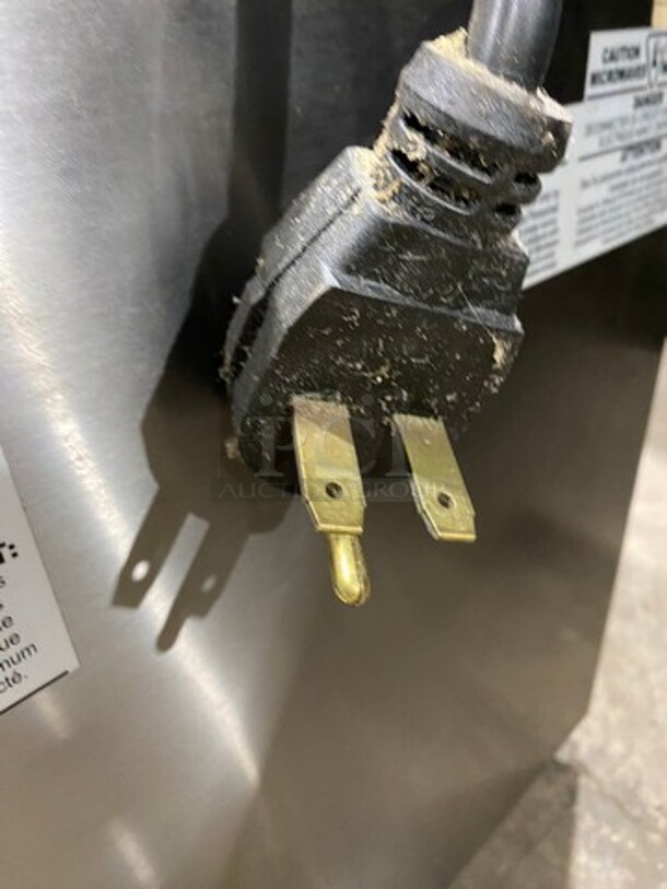 Merrychef Commercial Countertop Rapid Cook Oven! With Digital Touch Controls! With Oven Paddle! All Stainless Steel! Model: EIKONE4 SN: 1303213090094 208/240V - Image 7 of 7