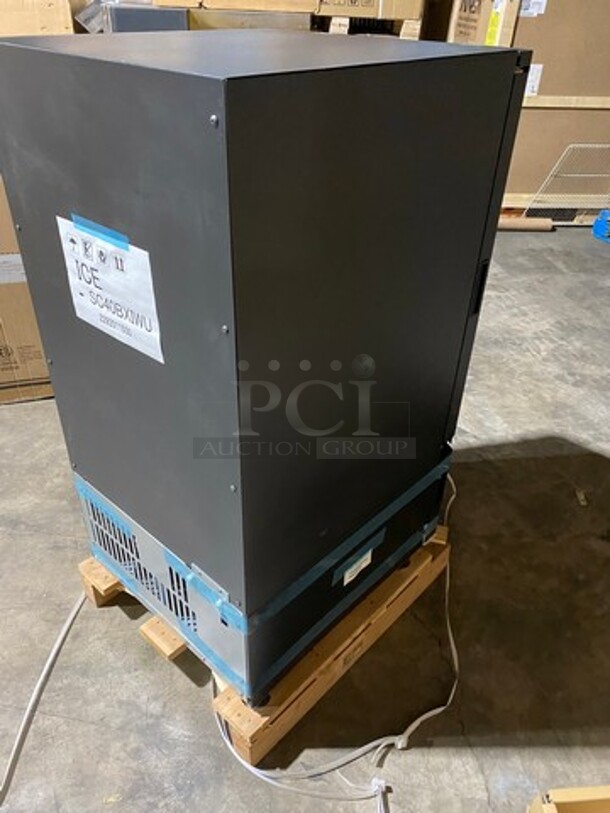 BEAUTIFUL! UNIQUE FIND! SCRATCH-N-DENT! Lumilinna Commercial Countertop/ Undercounter Single Door Slush Cooler! Using Very Precise Temperature Control, Lumilinna Can Hold Beverages Below Freezing — Without Freezing Them Solid. Water Normally Freezes At 32°F, But By Maintaining This Temperature, Lumilinna Can Store Beverages To The Coldest Temperature That Once Opened, Ice Crystals Form! Supercooled Products Crystallize When Poured, Producing A Soft Delicate Ice Slush! Model: ICESC40BXIWU SN: A19300017 115V 60HZ 1 Phase - Image 6 of 12