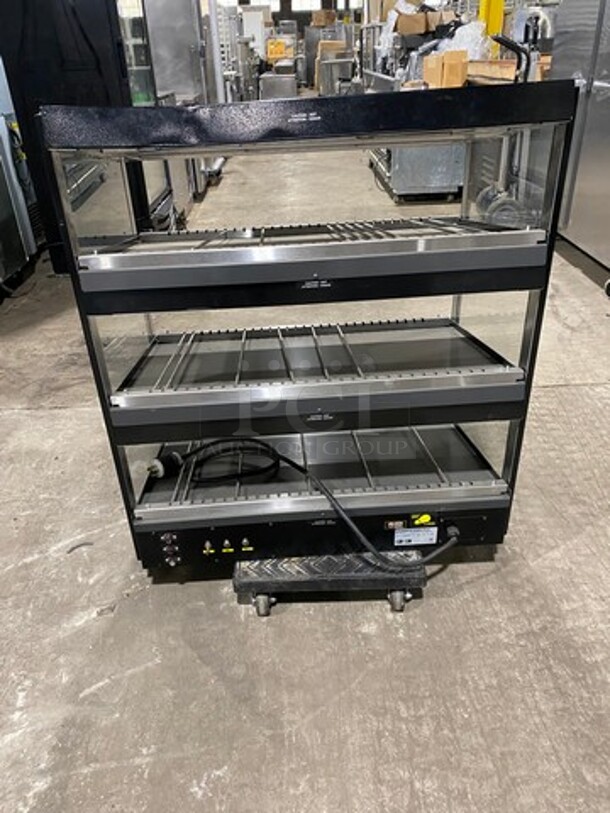 Hatco Commercial Countertop Food Warming Display Merchandiser! With 3 Shelves! Model: GRSDS36T SN: 4762201852 120/208/240V 60HZ 1 Phase - Image 3 of 8