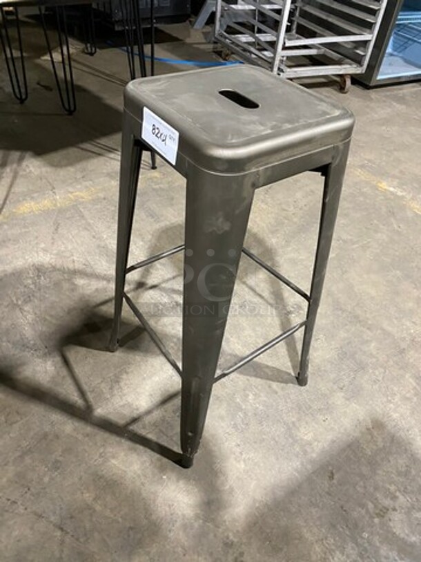  BRAND NEW! Astor Matte Platinum Clear Coated Finish Heavy Duty Metal Bar Height Stools! With Footrest! 4 x Your Bid! - Image 2 of 8