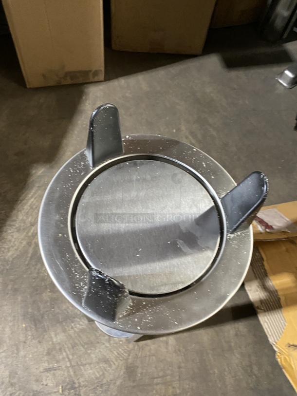 NEW! LAKESIDE Plate Lowerator! Model:4007 SN: 747069003480! - Image 3 of 5