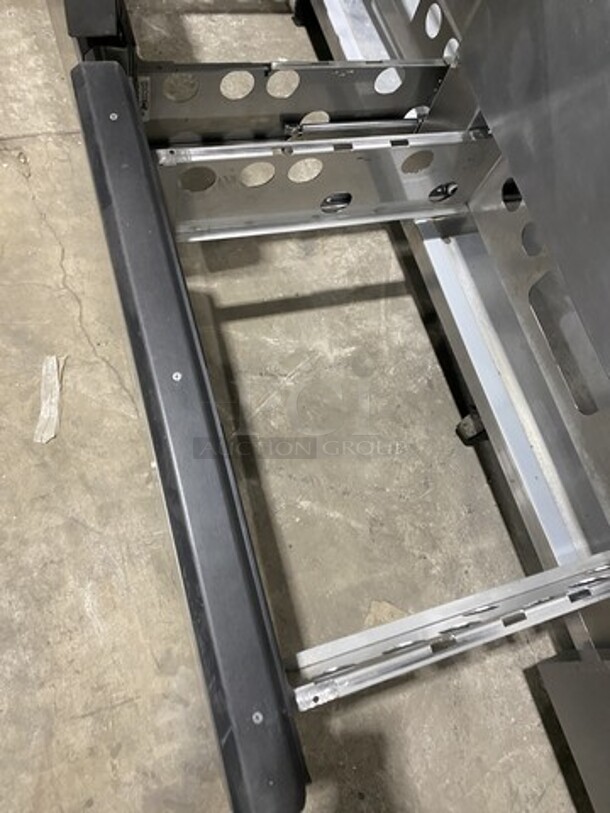 Silver King Refrigerated 6 Drawer Pizza Prep Station! Model SKPZ92D1 Serial SBCM145050B! 115V 1Phase! On Casters! - Image 6 of 9
