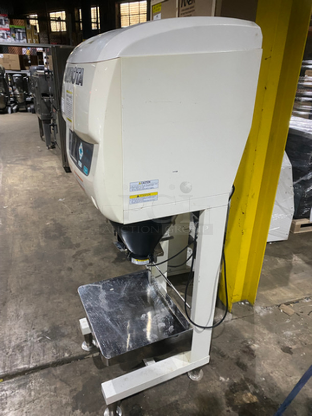 Kubota Commercial Automatic Rice Washing Machine! Model: KP720NA-UL SN: 10008 120V 60HZ - Image 2 of 8