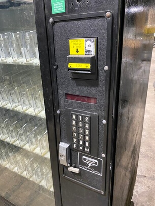 Dixie Narco Commercial Drink Vending Machine! With Bill And Coin Acceptor! Model: DN5591 SN: 82660028 120V 60HZ 1 Phase - Image 8 of 10