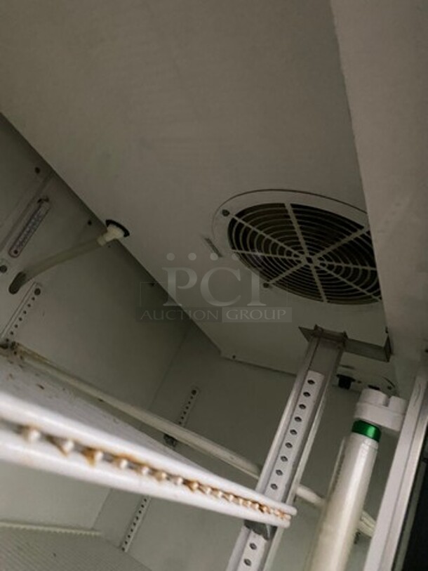 True Commercial 2 Door Reach In Refrigerator Merchandiser! With View Through Sliding Doors! With Poly Coated Racks! Model: GDM37 SN: 5136981 115V 60HZ 1 Phase - Image 7 of 9