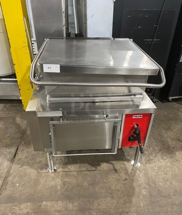 Vulcan Commercial Natural Gas Powered 30 Gallon Tilt Skillet/Braising Pan! All Stainless Steel! On Legs! WORKING WHEN REMOVED! Model: VG30 SN: 271155756