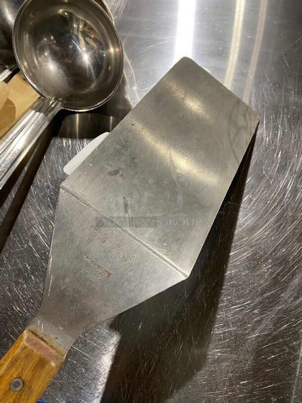ALL ONE MONEY! MISCELLANEOUS! Includes Handheld Whisks And Griddle Spatula! - Image 2 of 4