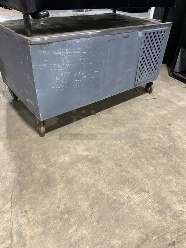 Nice! LEADER Stainless Steel Commercial 2 Drawer Chef Base on Commercial Casters! MODEL:LB48 S/C SN: PU05M0037C 115V - Image 4 of 8