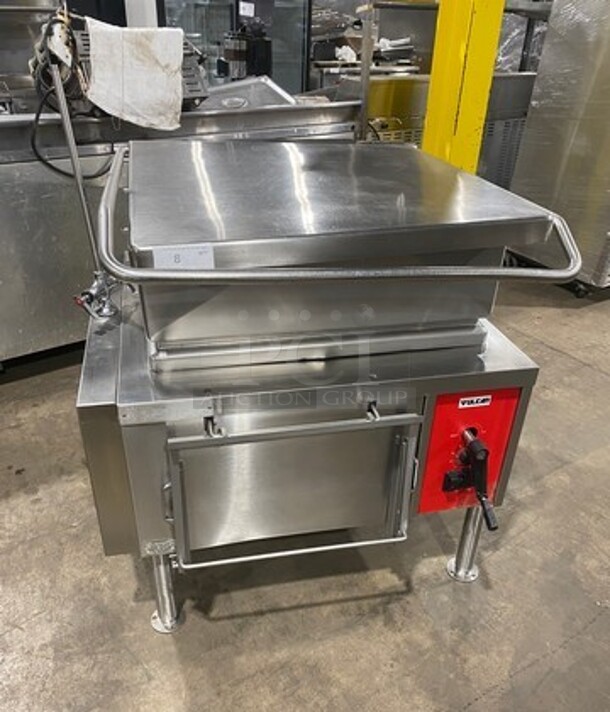 NICE! Vulcan Commercial Natural Gas Powered 30 Gallon Tilt Skillet/Braising Pan! All Stainless Steel! On Legs! WORKING WHEN REMOVED! Model: VG30 SN: 271155756