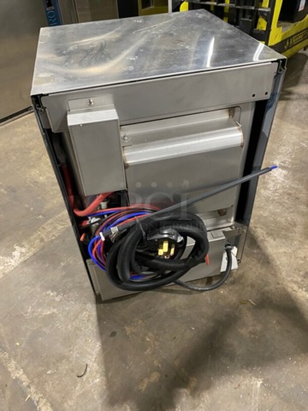Hobart Commercial Under The Counter New Body Style Heavy Duty Dishwasher! All Stainless Steel! Model: LXER SN: 231211497 120/208V 60HZ 1 Phase - Image 4 of 8