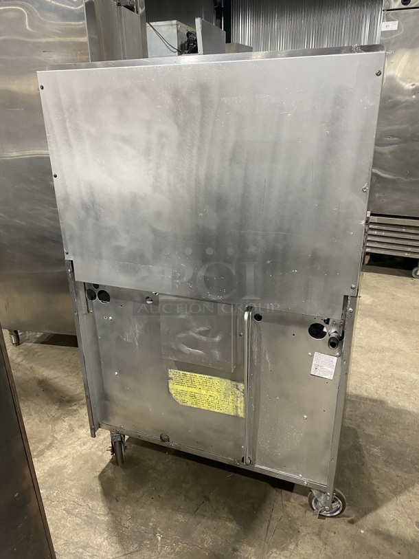 Sunfire All Stainless Steel Natural Gas 6 Burner Stove! With an Underneath Full Size Oven! And a Back Splash And Salamander Shelf! On Casters! Model X366R! - Image 4 of 8