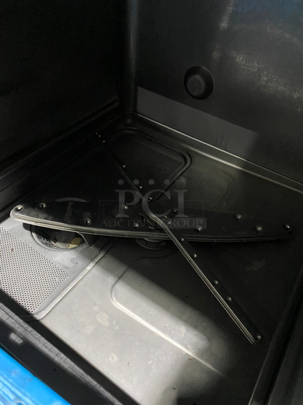 Hobart New Body Style Under The Counter Dishwasher! With Pegged Dish Crate! All Stainless Steel! Model: LXEC SN: 231174165 120V 60HZ 1 Phase - Image 6 of 9