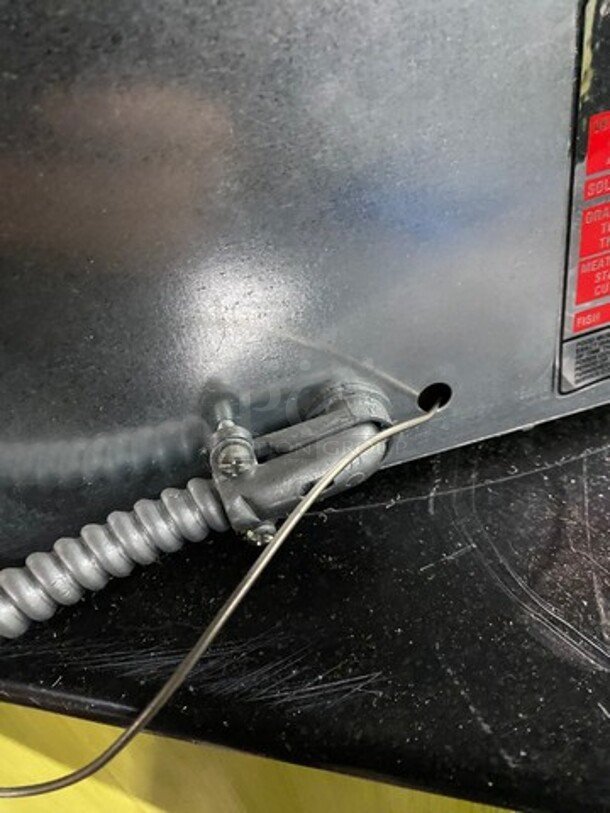 APW Wyott Commercial Drop IN Single Well Food Warmer! Solid Stainless Steel! Model: HFW23D SN: 0801D09183 120V 60HZ 1 Phase - Image 7 of 9