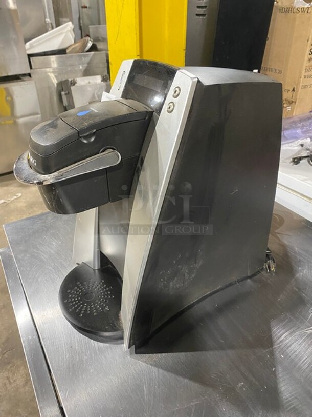 Keurig Commercial Countertop Single Coffee Brewer! Model B200! 120V! - Image 2 of 8