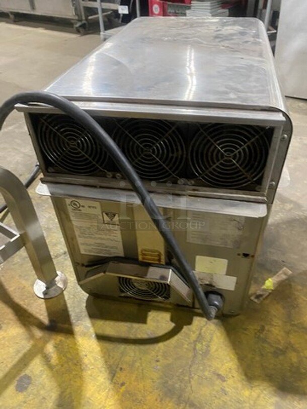 2011 Turbo Chef Commercial Countertop Rapid Cook Oven! On Small Legs! Model: NGO SN: NGOD06251 208/240V 60HZ 1 Phase - Image 4 of 8