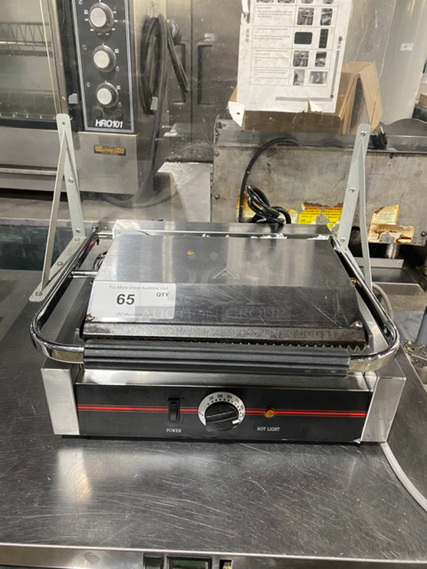 USR Commercial Electric Powered Countertop Panini Press! With Ribbed Press! All Stainless Steel! Model: PGMA SN: 190267116 120V 60HZ 1 Phase