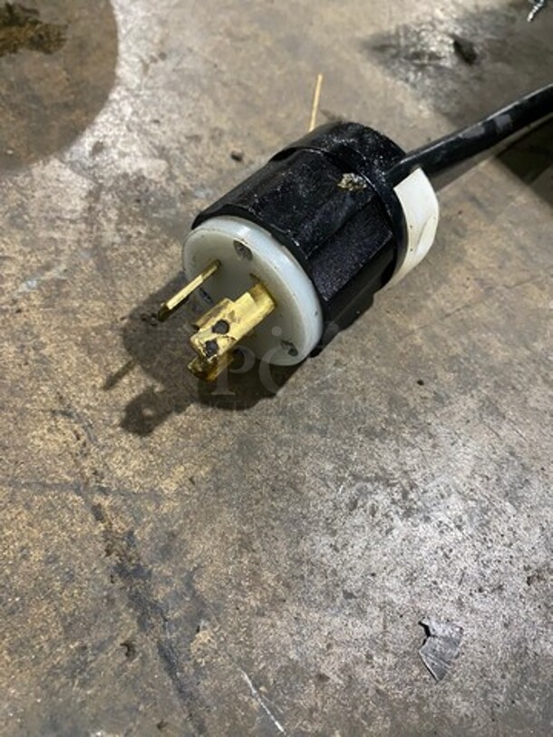 Vevor Commercial Countertop Flat And Grooved Grill Combo! With Back And Side Splashes! All Stainless Steel! Model: LDS22 - Image 9 of 9