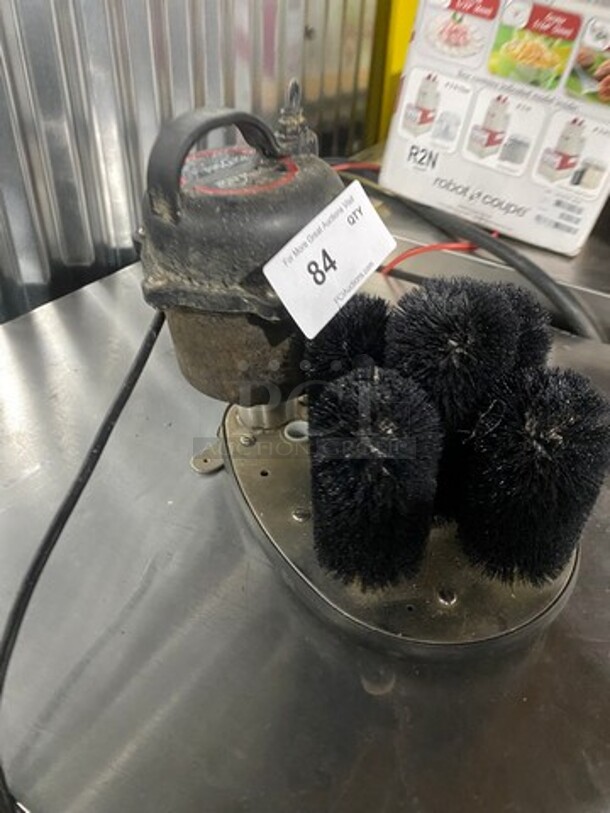 Bar Maid Commercial Countertop 4 Head Glass Washer! Model: SS100 - Image 2 of 6