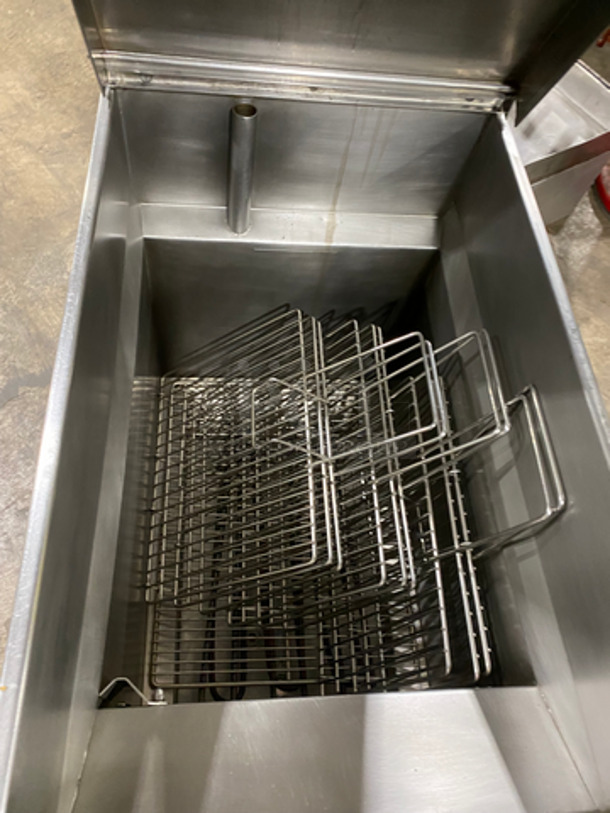NICE! Pitco Electric Powered Commercial Pasta Cooker/Rethermalizer! With Backsplash! All Stainless Steel! On Legs! Model: SRTE SN: E17GC054848 208V 60HZ 1 Phase - Image 5 of 9