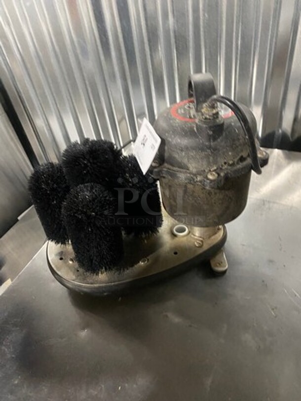 Bar Maid Commercial Countertop 4 Head Glass Washer! Model: SS100 - Image 3 of 6