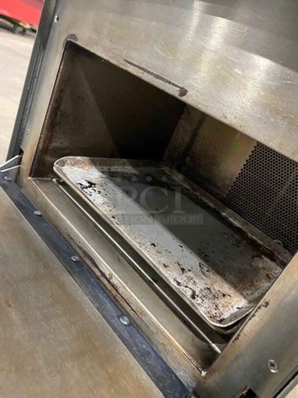 2015 Turbo Chef Commercial Countertop Rapid Cook Oven! On Small Legs! Model: NGO SN: NGOD21239 208/240V 60HZ 1 Phase - Image 6 of 8