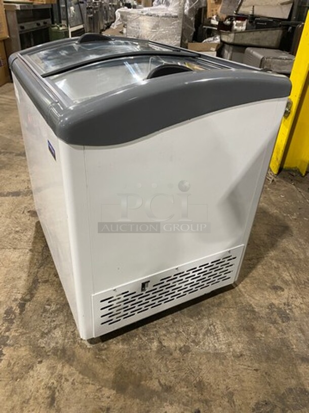 NEW! Scratch-N-Dent! Ojeda Commercial Refrigerated Reach Down Ice Cream Dipping Cabinet/ Chest Freezer! Model: NBH34 SN: 001552930515A 120V 60HZ 1 Phase - Image 2 of 10