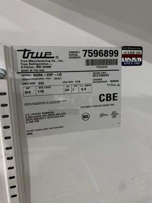 True Commercial Single Door Reach In Freezer Merchandiser! With View Through Door! Poly Coated Racks! Model: GDM23FLD SN: 7596899 115V 60HZ 1 Phase - Image 6 of 10