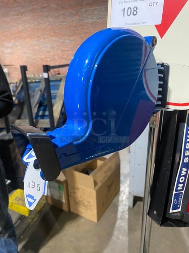 Number Plate Holder For Queue System! - Image 2 of 6