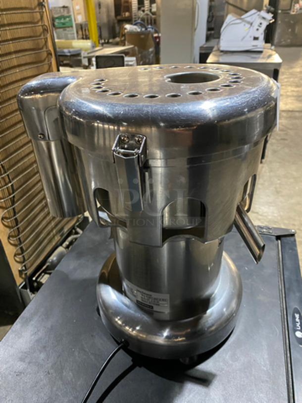 Uniworld Commercial Countertop Electric Powered Juicer! All Stainless Steel! Model: UJC550E SN: 19CY1014009 110V 60HZ - Image 2 of 10