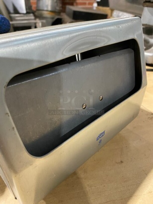 ALL ONE MONEY! Tork Dual Sided Metal Napkin Dispenser! - Image 5 of 7