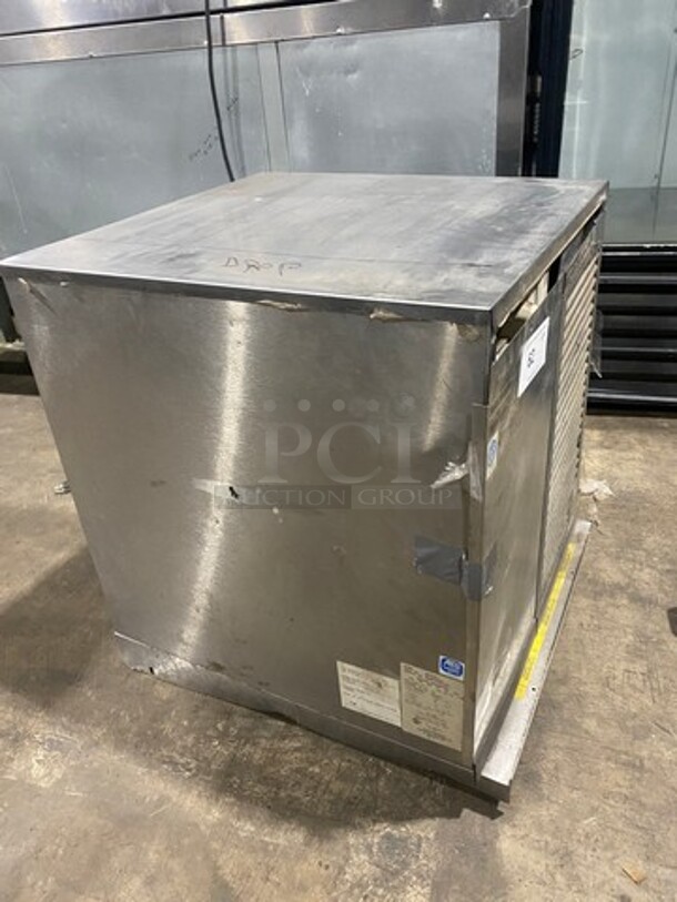 Manitowoc Commercial Ice Machine Head! Stainless Steel Body! Model: XWC522 SN: 63R0724BC058 115V 60HZ 1 Phase - Image 2 of 8