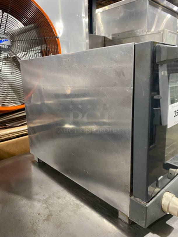 Cadco Unox Commercial Countertop Electric Powered Convection Oven! With View Through Door! Metal Oven Racks! All Stainless Steel! Model: XAF013 Lisa Series SN: 13425 120V 60HZ 1 Phase - Image 2 of 8