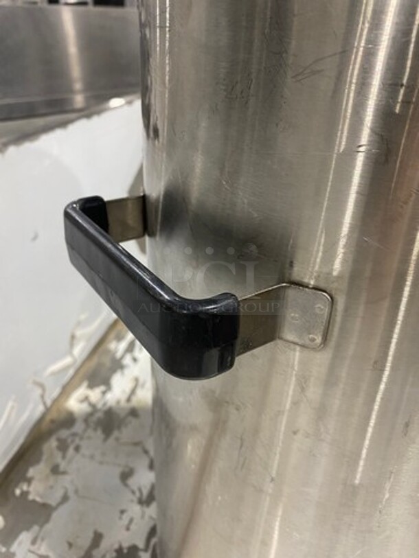 Fetco Commercial Countertop Drink Dispensers! Thermoproved For Hot And Cold Beverages! All Stainless Steel! Luxus Edition! 2x Your Bid! - Image 6 of 8