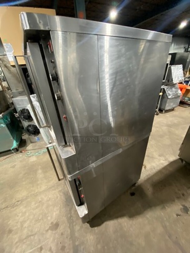 Blodgett Commercial Electric Powered Double Deck Convection Oven! With View Through And Solid Doors! Metal Oven Racks! All Stainless Steel! On Casters! 2x Your Bid Makes One Unit! - Image 3 of 9