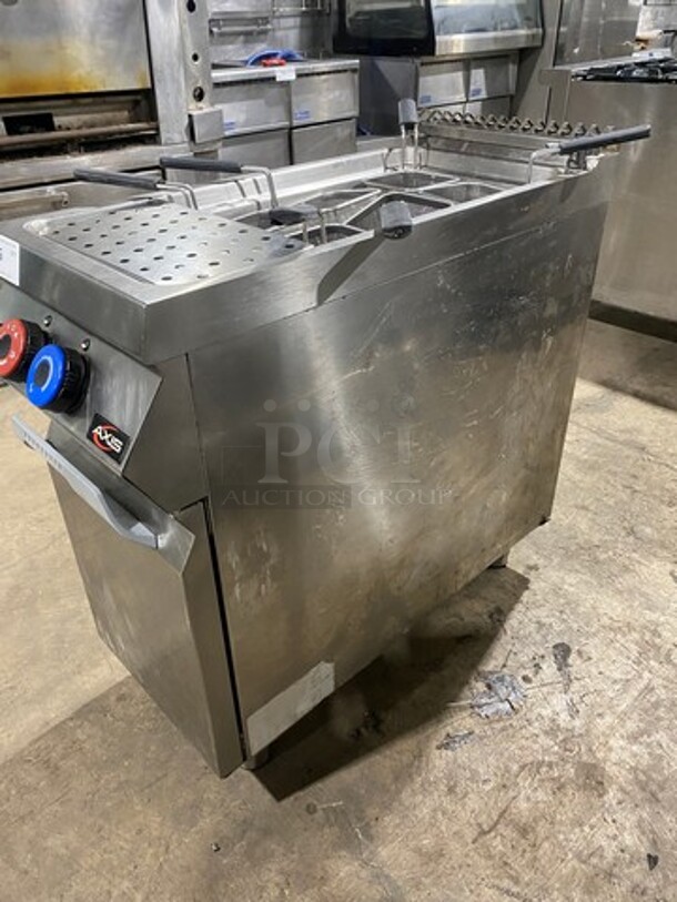 Rosito Bisani Commerical Natural Gas Powered Pasta Cooker! With Metal Baskets! All Stainless Steel! On Legs! Model: CPG1 SN: 14440022 - Image 2 of 10