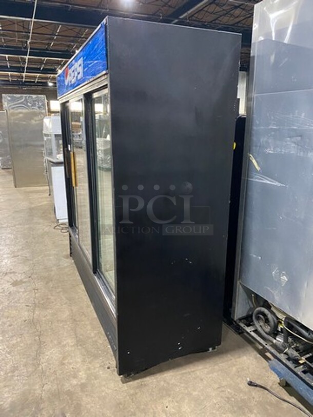 TRUE 3-Glass Sliding Door Merchandiser Refrigerator W/ Poly Coated Racks! 
Model GDM-69 Serial 1-4406957 115V/60Hz/ 1 Phase - Image 3 of 8