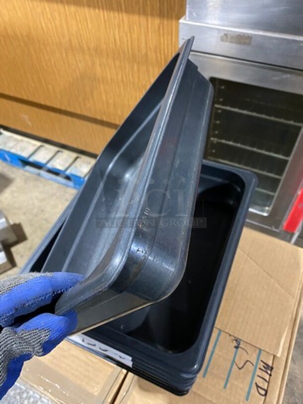 Cambro Black Poly 1/2x2.5" Food Containers! 8x Your Bid! - Image 4 of 8