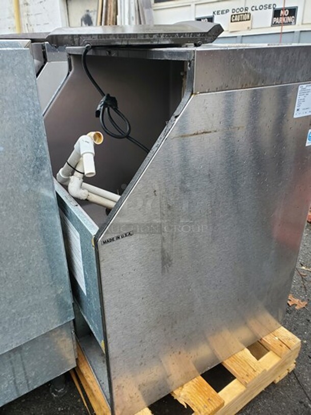 (4) All one money! Monitowoc ice maker|For parts Only (missing parts) - Image 11 of 12