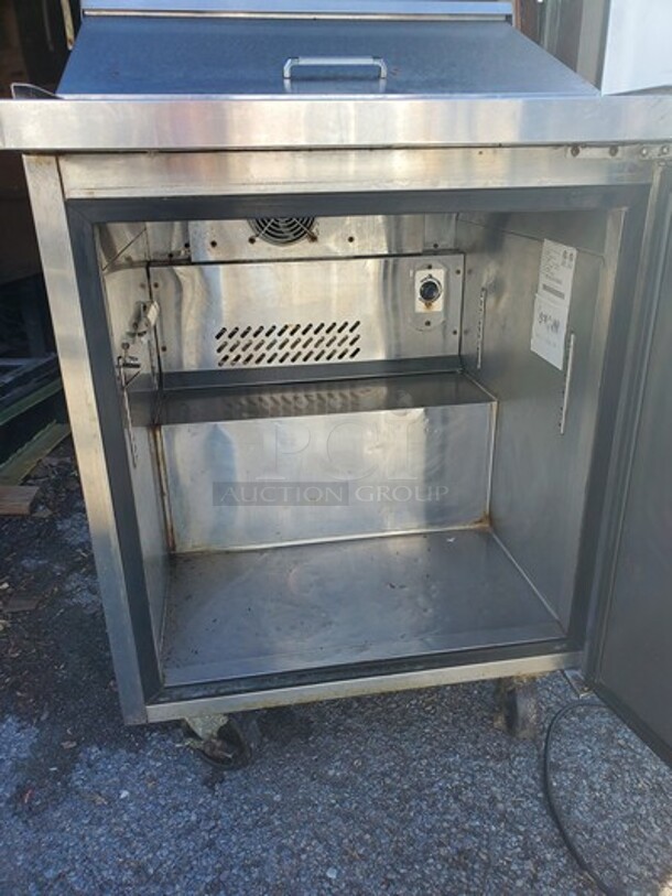 BISON Single Door Sandwich Table on casters! - Image 5 of 6