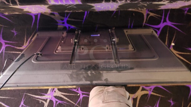 Element 34" Flat Screen TV

Not tested

(Location 2) - Image 2 of 2