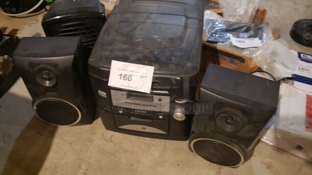 5-CD Changer w/ Speakers (Location 1) - Image 1 of 2