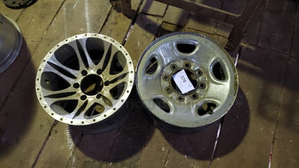 One 17" Wheel and one 16" Wheel

(Location 3) - Image 1 of 1